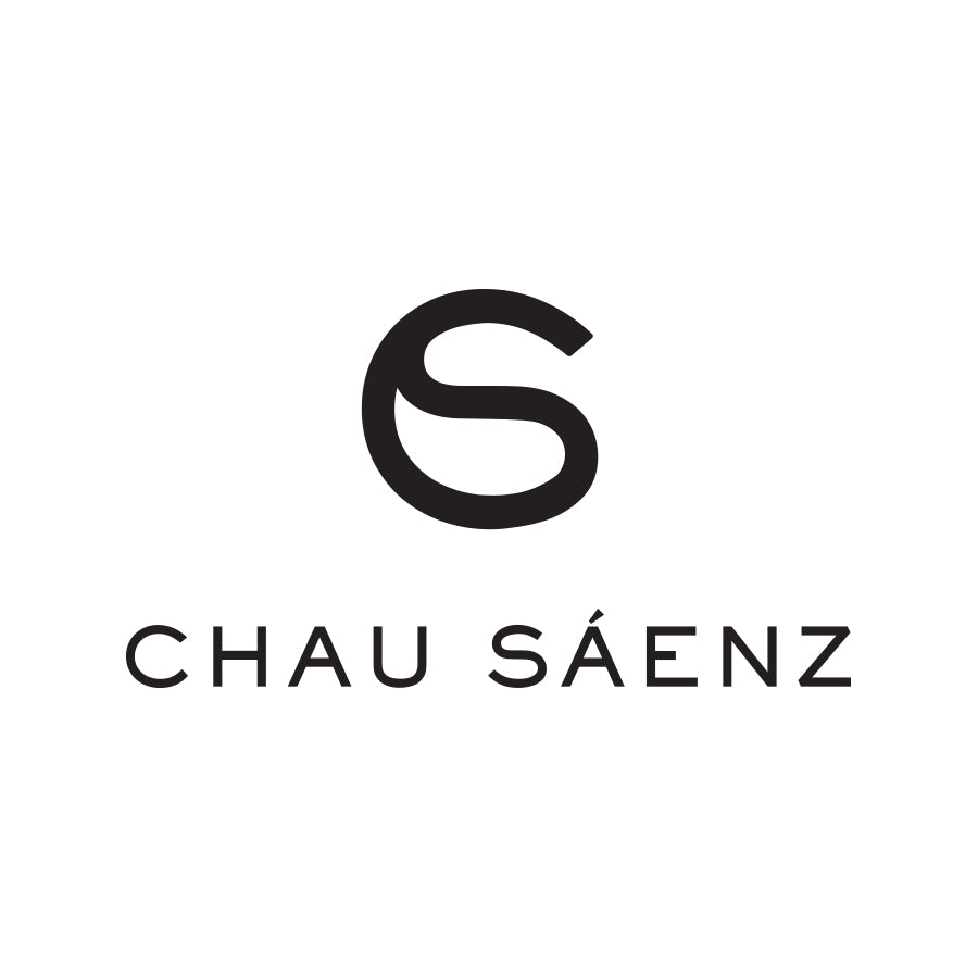 Chau Sáenz ® | Carry your story, elevate your journey with Chau Sáenz.