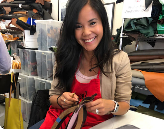 Chau Sáenz handcrafting a luxury leather handbag