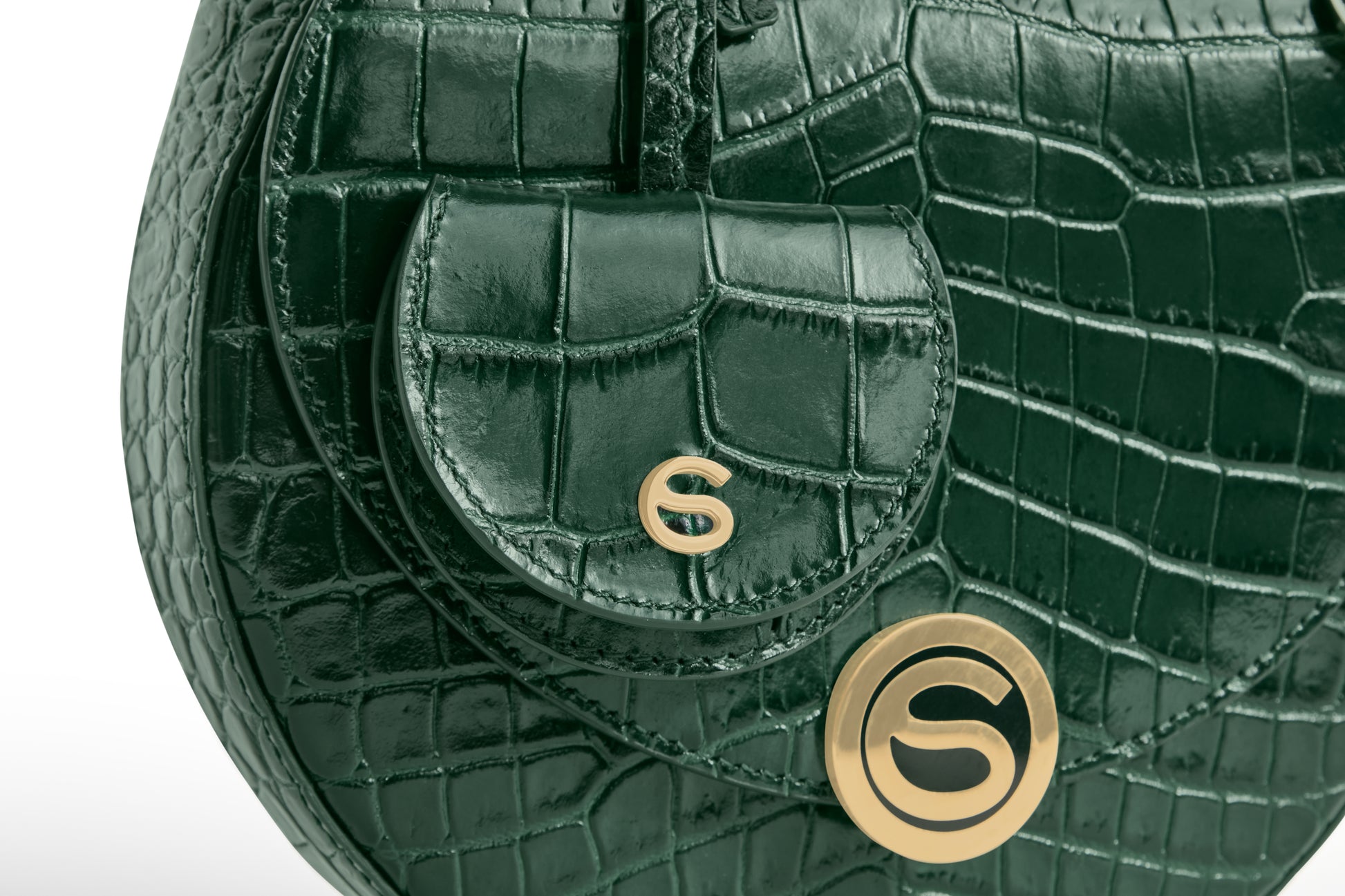 Luna Bag  and Mini Love Charm in Vert Italian leather, close up view