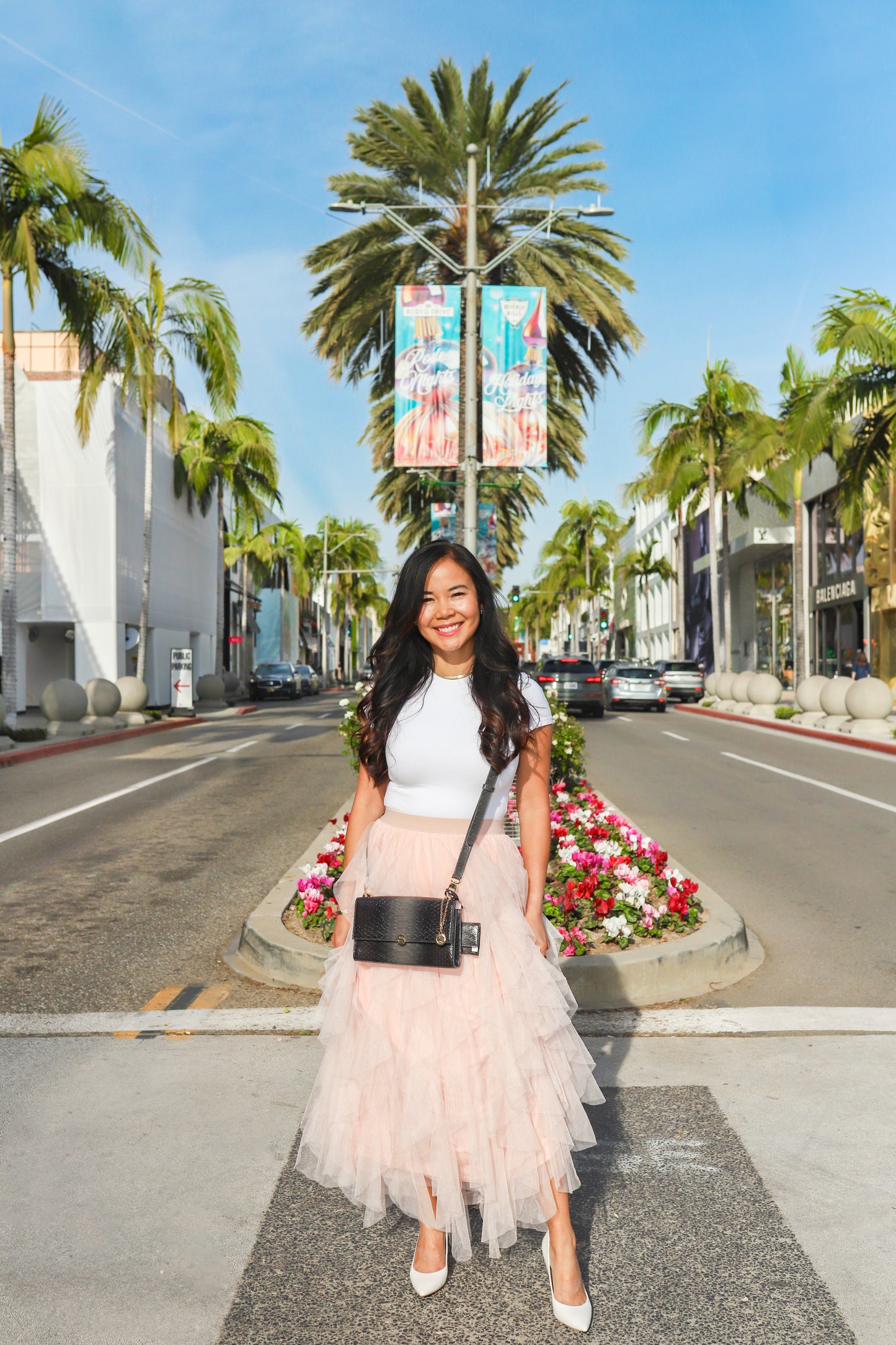 Grey limited edition luxury Italian leather Selene handbag handcrafted in Italy by Chau Sáenz.