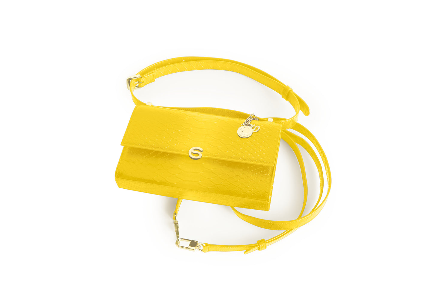 Yellow limited edition luxury Italian leather Selene handbag handcrafted in Italy by Chau Sáenz.