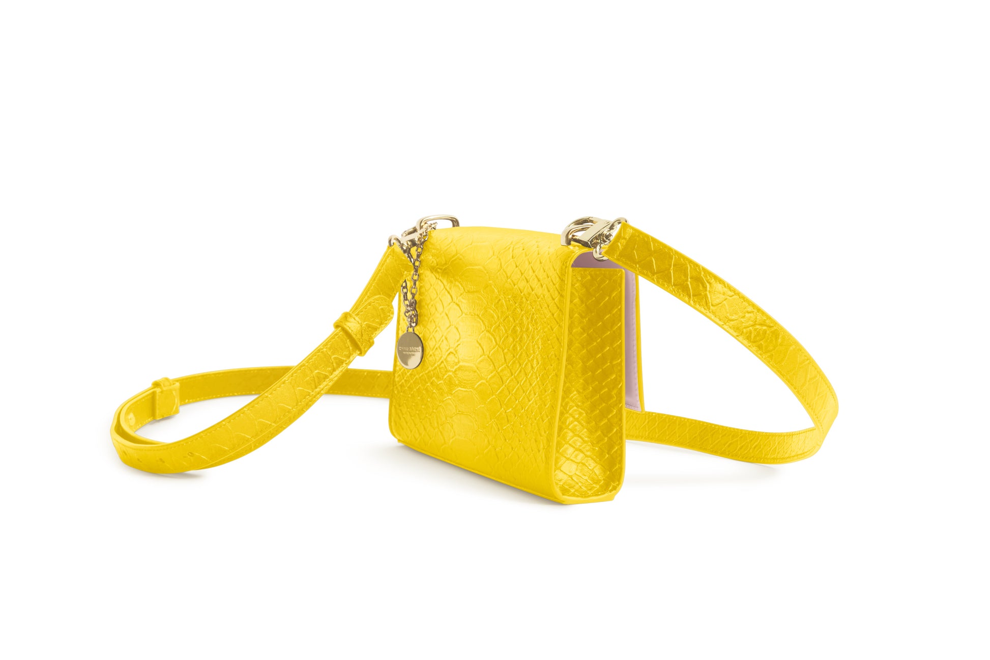 Yellow limited edition luxury Italian leather Selene handbag handcrafted in Italy by Chau Sáenz.