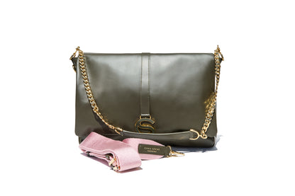 Luxury Italian leather convertible handbag The Mai bag handcrafted in Italy by Chau Sáenz.