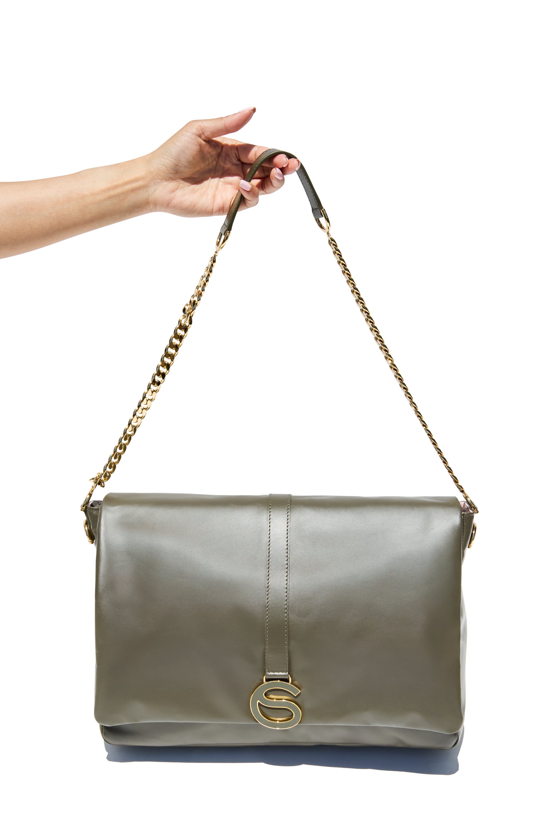 Luxury Italian leather convertible handbag The Mai bag handcrafted in Italy by Chau Sáenz.