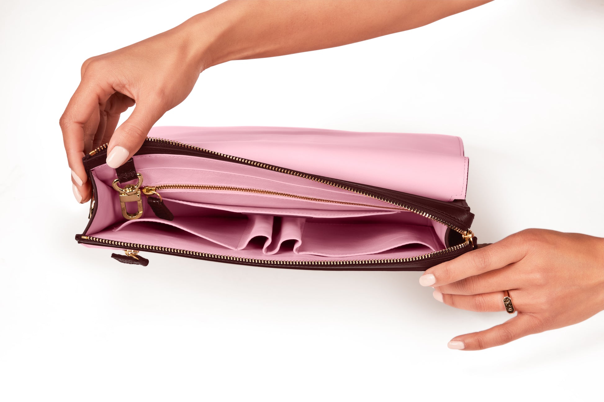 The Rose Bag in Oxblood Italian leather, interior organization